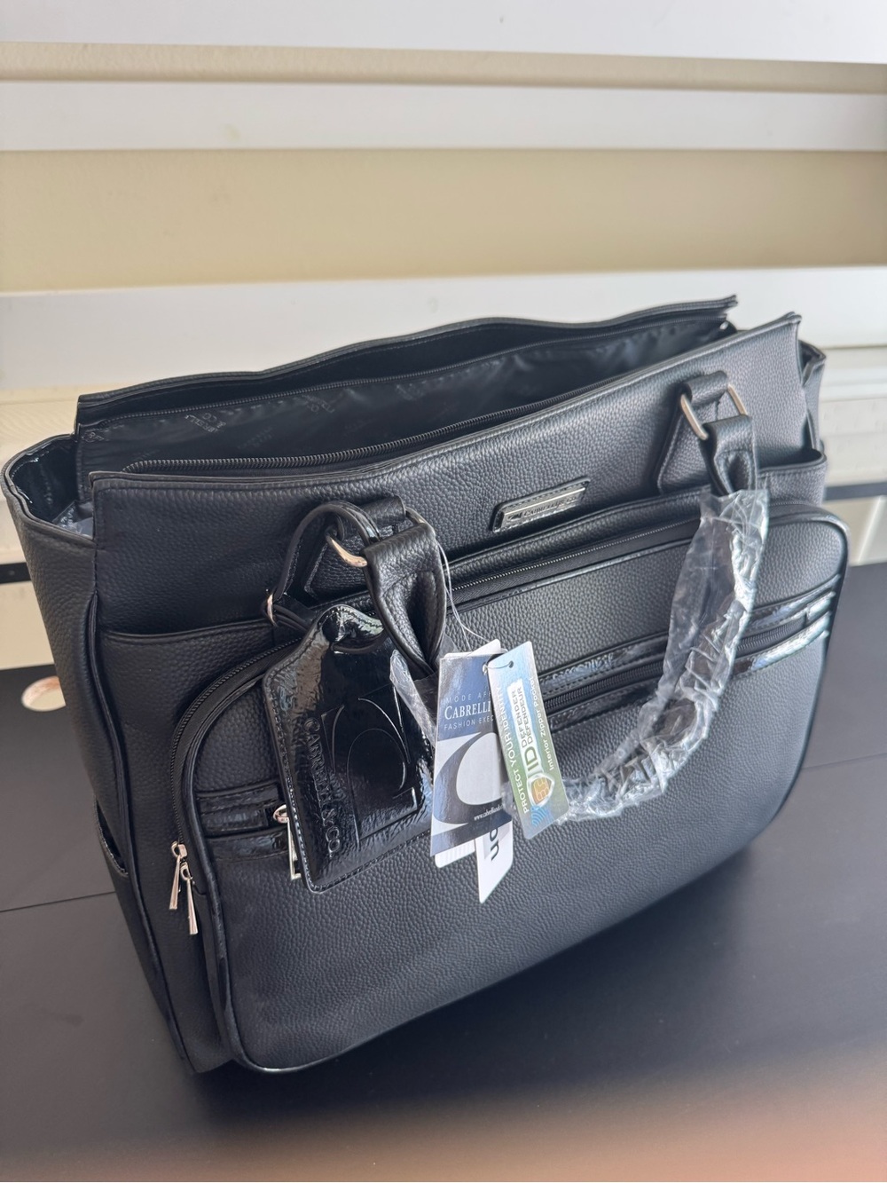 Cabrelli & Co. Rolling Laptop Tote Bag Black Business Travel Carryon